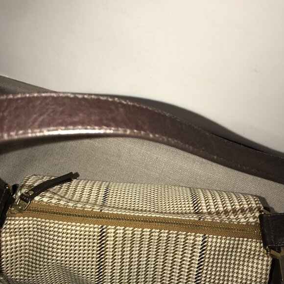 Lauren Ralph Lauren Houndstooth Barrel Bag - Picture 16 of 16